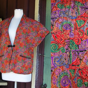 HOLIDAY 1980s Funky Swirl Artsy Red Purple Blue Green Quilted Vest with Frog Closure // 80s Oversized Boxy Quilted Artsy Vest Jacket image 1