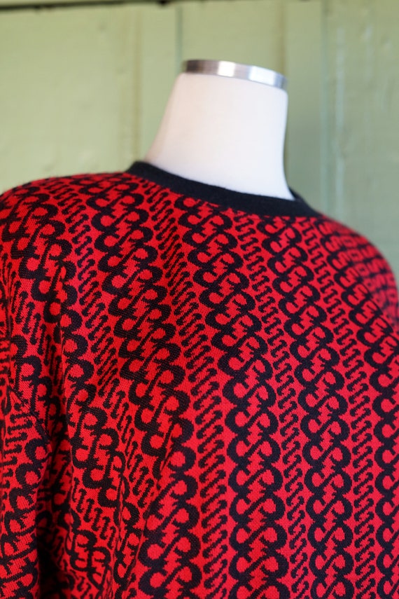 1980s 1990s Red and Black Graphic Sweater // 80s … - image 4