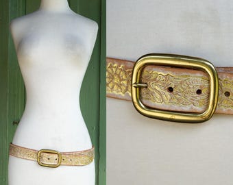 1970s 1980s Tan Light Brown Pressed Leather Belt With Silver  display picture 2