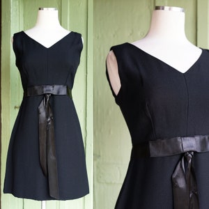 1960s Black Mini Dress with Satin Trim // 60s V Neck Sleeveless Short Mod Party Dress
