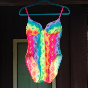 1980s Day Glow Rainbow Tie Dye One Piece Swimsuit // 80s Pacific Connection Pink Purple Blue Green Yellow Orange Bathing Suit