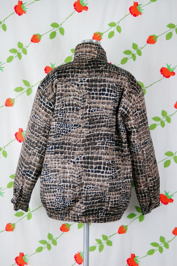 1980s 1990s Reptile Skin Print Silk Quilted Jacke… - image 8