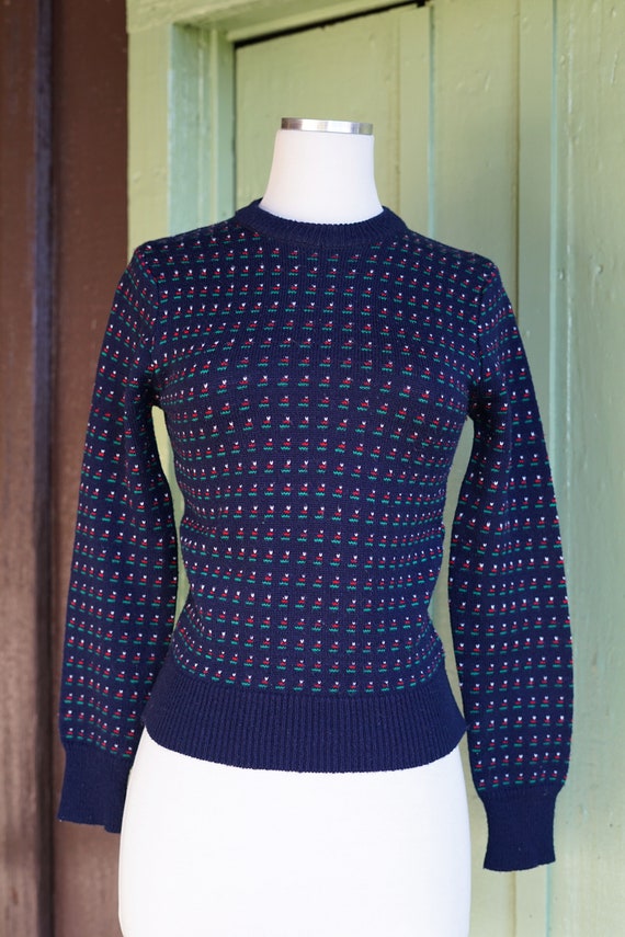 1960s 1970s Navy Blue Knit Sweater with White Red… - image 2