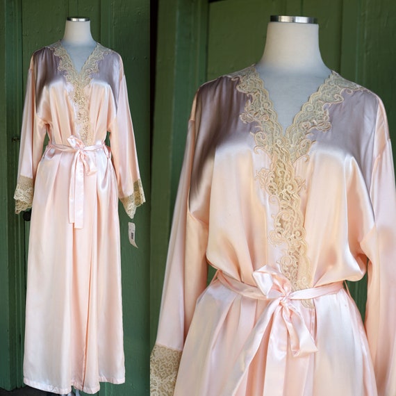 1990s Peach Satin Lace Trim Robe by Jones New Yor… - image 1