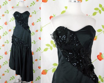 1990s Black Silk Strapless Sequin Lace Floral Evening Gown // 90s Sweetheart Neckline Hourglass Mermaid Dress by Cache