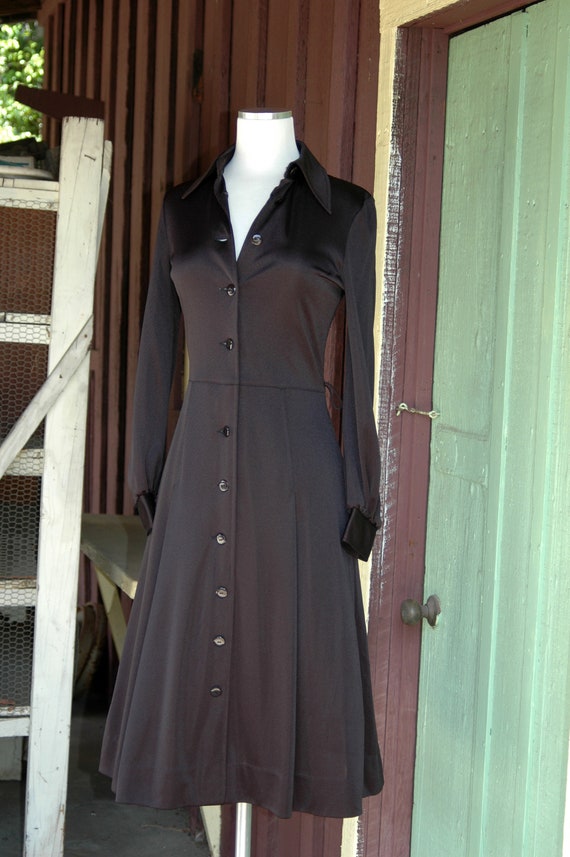 1970s Black Shirt Dress // 70s Black Buttons Up L… - image 3