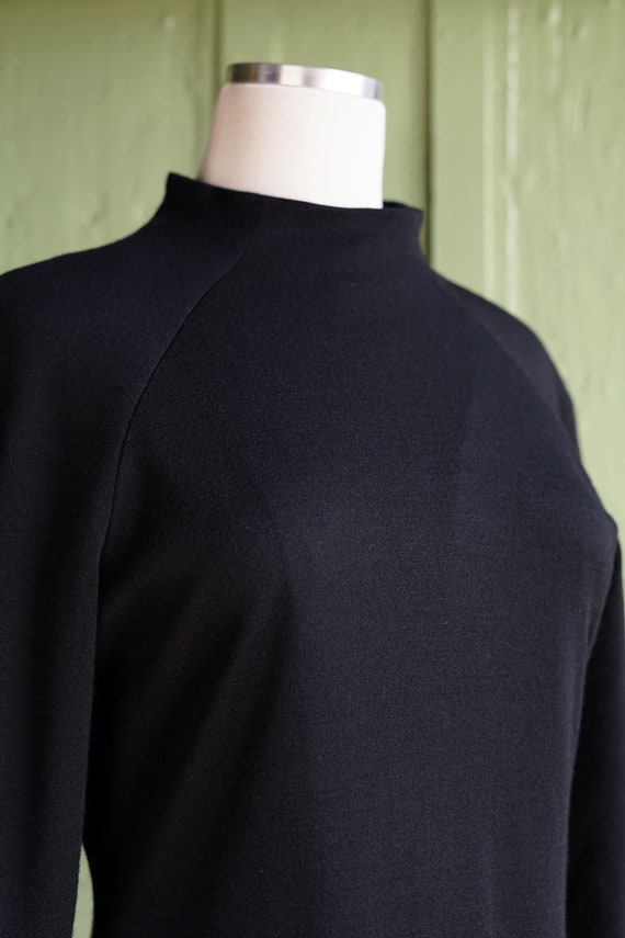 1990s Black Mod Wool Dress // 90s does 60s Futuri… - image 5
