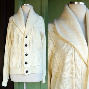 1970s 1980s Ivory Warm White Cable Knit Cardigan Sweater // 70s 80s Shawl Collar Sweater with Pockets by Sigallo