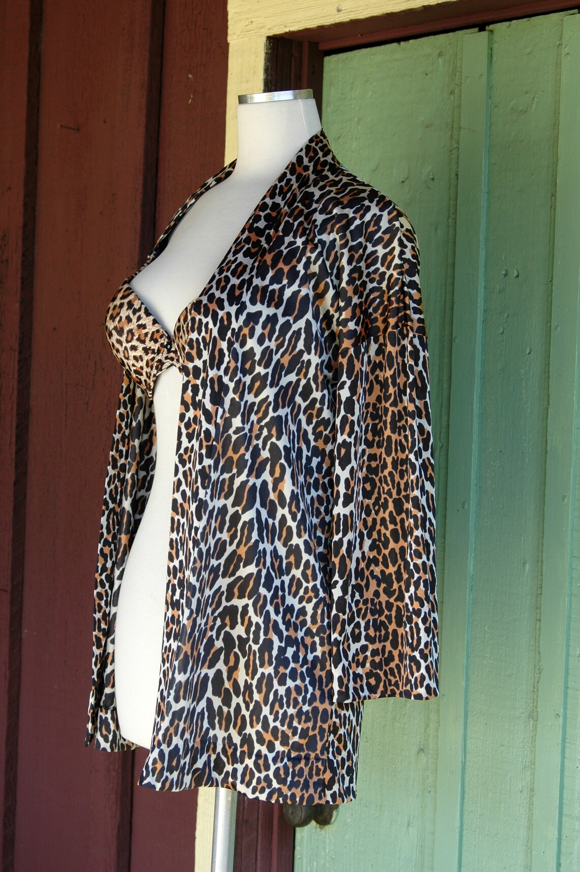 1960s Leopard Print Vanity Fair Short Robe // 60s Animal Print | Etsy