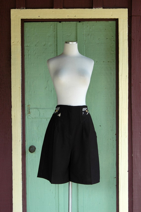 1980s 1990s Black High Waisted Trouser Shorts wit… - image 2