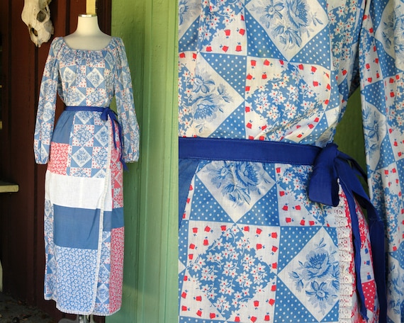 1970s Light Blue, White, Pink Patchwork Quilted Wr