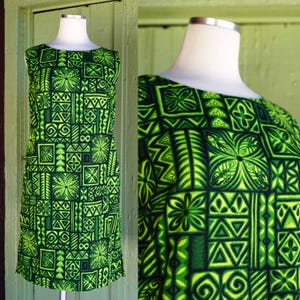 1960s 1970s Green Hawaiian Cotton Dress by Ui-Maikai // 60s 70s Wide Neck Boat Neck Sleeveless Short Dress