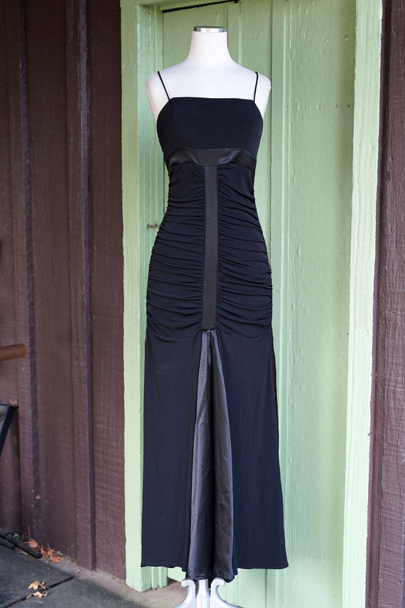 2000s Black Spaghetti Strap Ruched Bodice Formal Dress // Y2K Prom Dress  Maxi Dress With Fitted Bodice and Full Skirt - Etsy