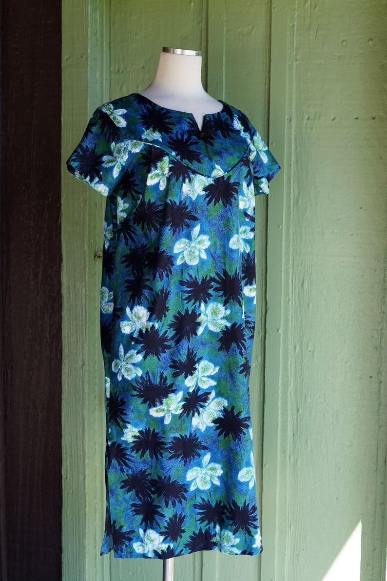 1960s 1970s Blue Green White Floral Tiki Muumuu House Dress // 60s 70s ...