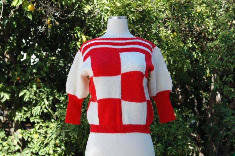 1960s Red and White Knit Large Checkered Striped Color Block Cropped Sweater