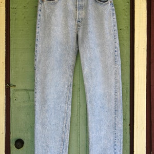 1980s Acid Wash Distressed Levis 501 Jeans // 80s 501 Levi Strauss Button Fly Light Wash image 2