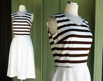 1970s White and Brown Striped Sleeveless Midi Dress // 70s Sun Dress Summer Dress Day Dress