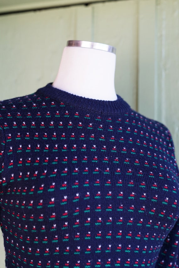 1960s 1970s Navy Blue Knit Sweater with White Red… - image 3