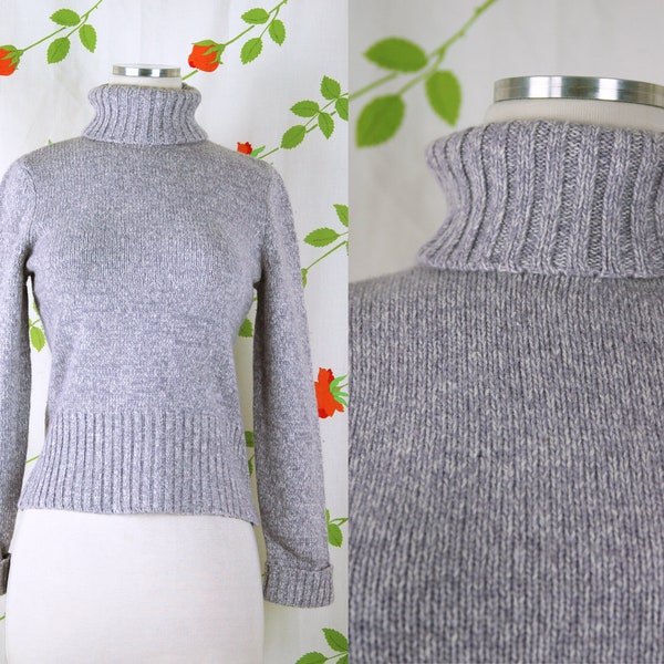 1990s Pale Purple Lavender Turtleneck Sweater // 90s Casual Corner Annex Petite Soft Cozy Knit Sweater