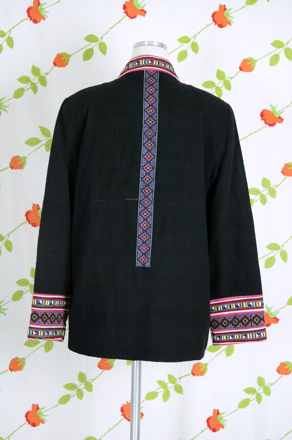 Black Lightweight Jacket with Colorful Ethnic Sty… - image 8