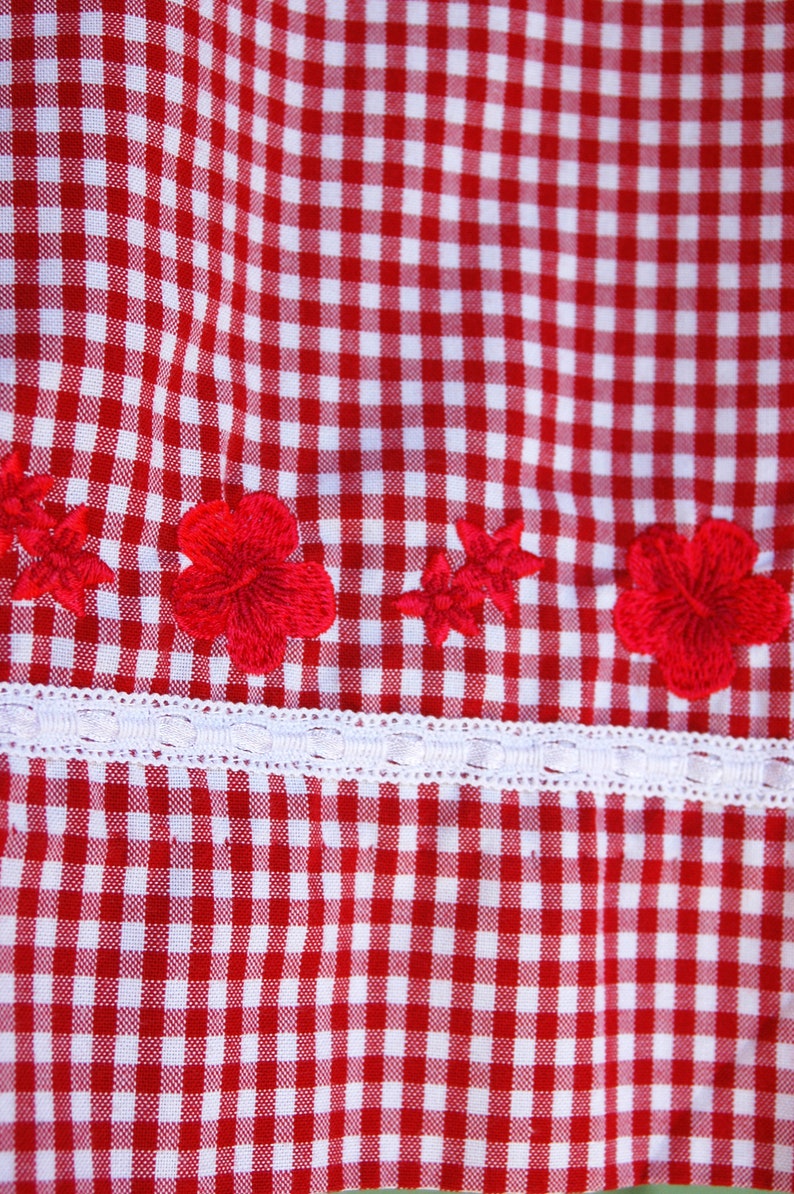 1990s Red and White Checked Cropped Pants by Karen Scott // 90s Summer Picnic Casual Pants with Red Floral Detail image 5