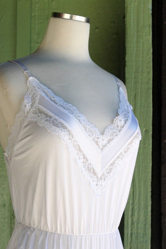 1970s White Nylon Lingerie Lace Trimmed Romper On… - image 3