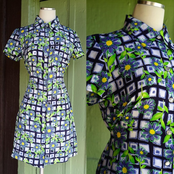 1990s Blue Green Grid Floral Print Mini Dress // 90s Button Up Collared Short Sleeve Short Jumper