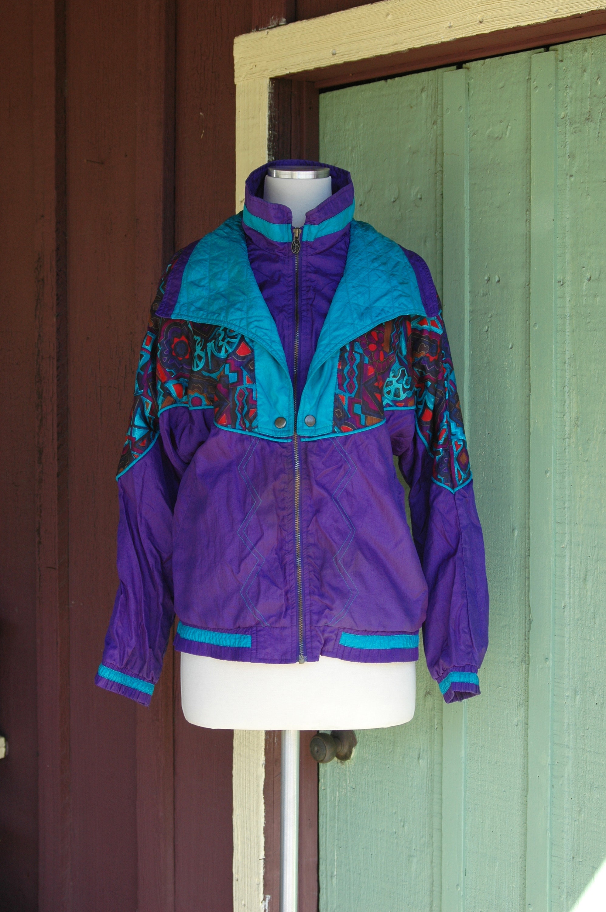Vintage 1990s Erin London All Over Print Windbreaker Jacket / Leopard /  Athletic Spring Summer Sportswear / Streetwear / Athleisure / Active -  Jackets & Coats