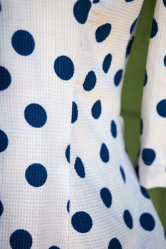 1980s White and Blue Polka Dot Peplum Blouse // 8… - image 6