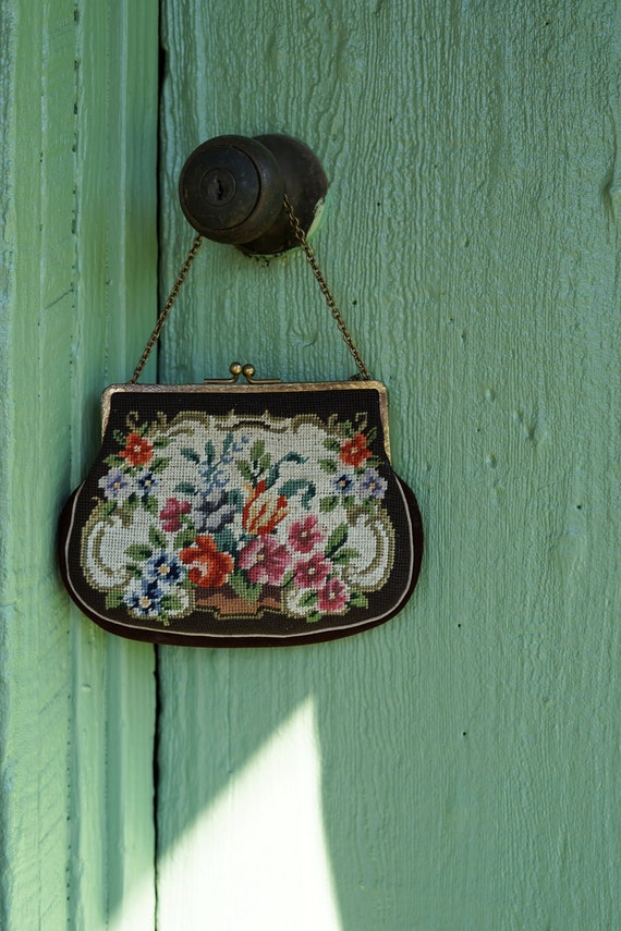 1950s 1960s Needlepoint Brown Floral Purse with M… - image 6