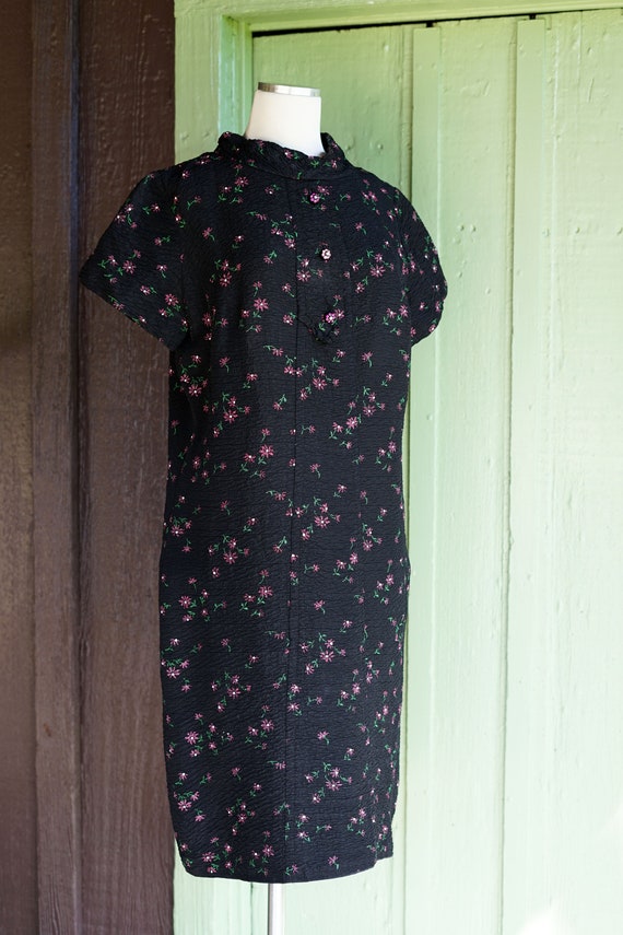 1960s Black Shift Dress with Pink Green White Flo… - image 4