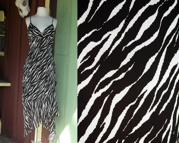 1990s 2000 Black White Zebra Striped Dress // 90s