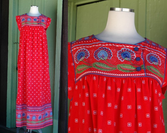 1970s Red Nightgown with white Blue Green Floral … - image 1