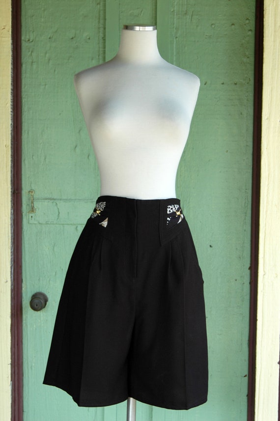 1980s 1990s Black High Waisted Trouser Shorts wit… - image 3