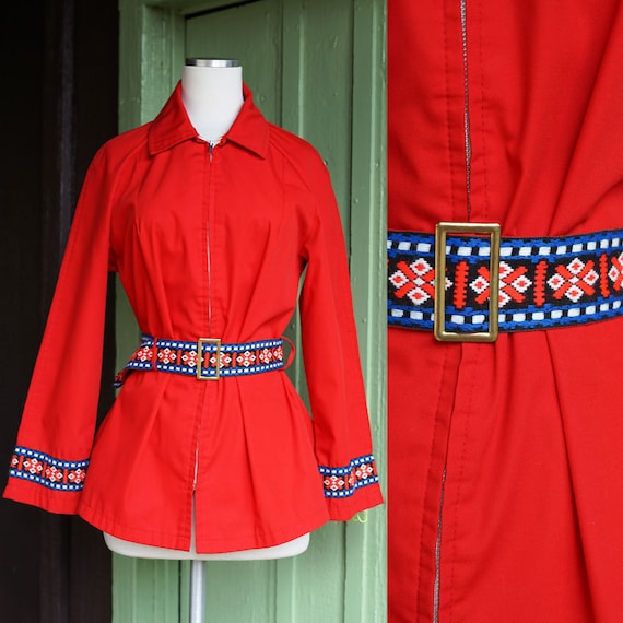 1960s 1970s Red Jacket with Blue Black White Belt // 60s 70s Northlander Duluth Minnesota Lightweight Jacket