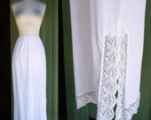 1970s White Nylon Long Skirt Slip with Lace Trim // 70s Komar Half Slip