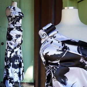 2000s Black and White One Shoulder Mermaid Trumpet Formal Gown by Cache // Y2K Ruched Gathered Evening Gown Party Dress