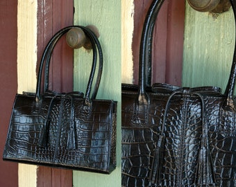 HOLIDAY 1990s 2000s Faux Alligator Black Patent Top Handle Petite Purse // 90s 00s Liz Claiborne Black Patent Small Handbag