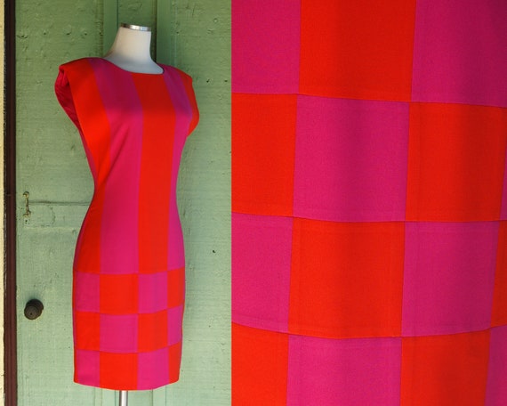 1990s Bright Pink and Orange Red Color Block Hourg