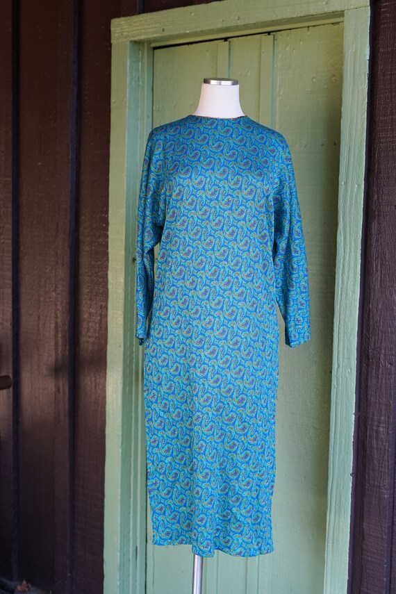 1960s 1970s Blue Green Gold Metallic Paisley Shif… - image 2