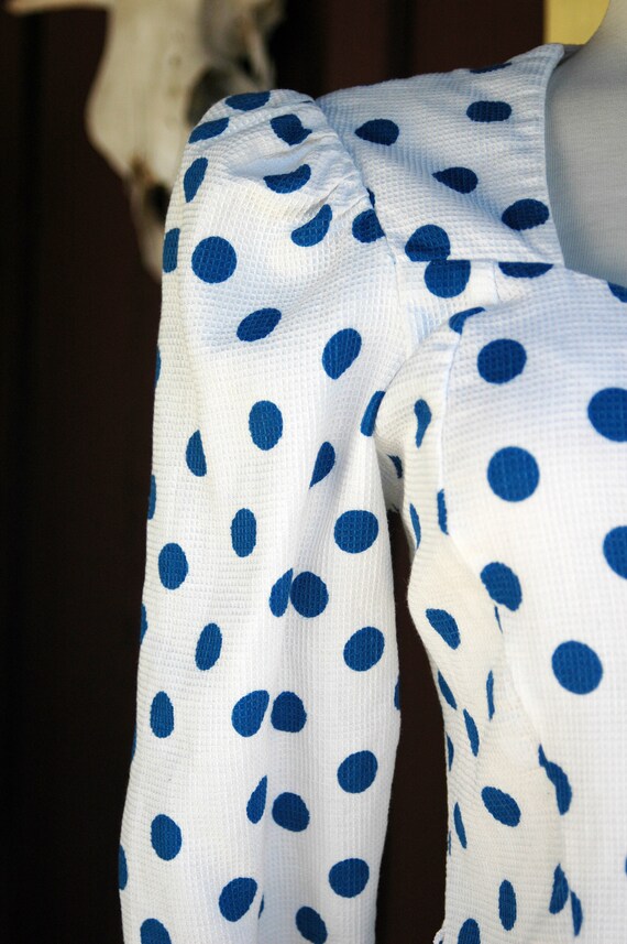 1980s White and Blue Polka Dot Peplum Blouse // 8… - image 7