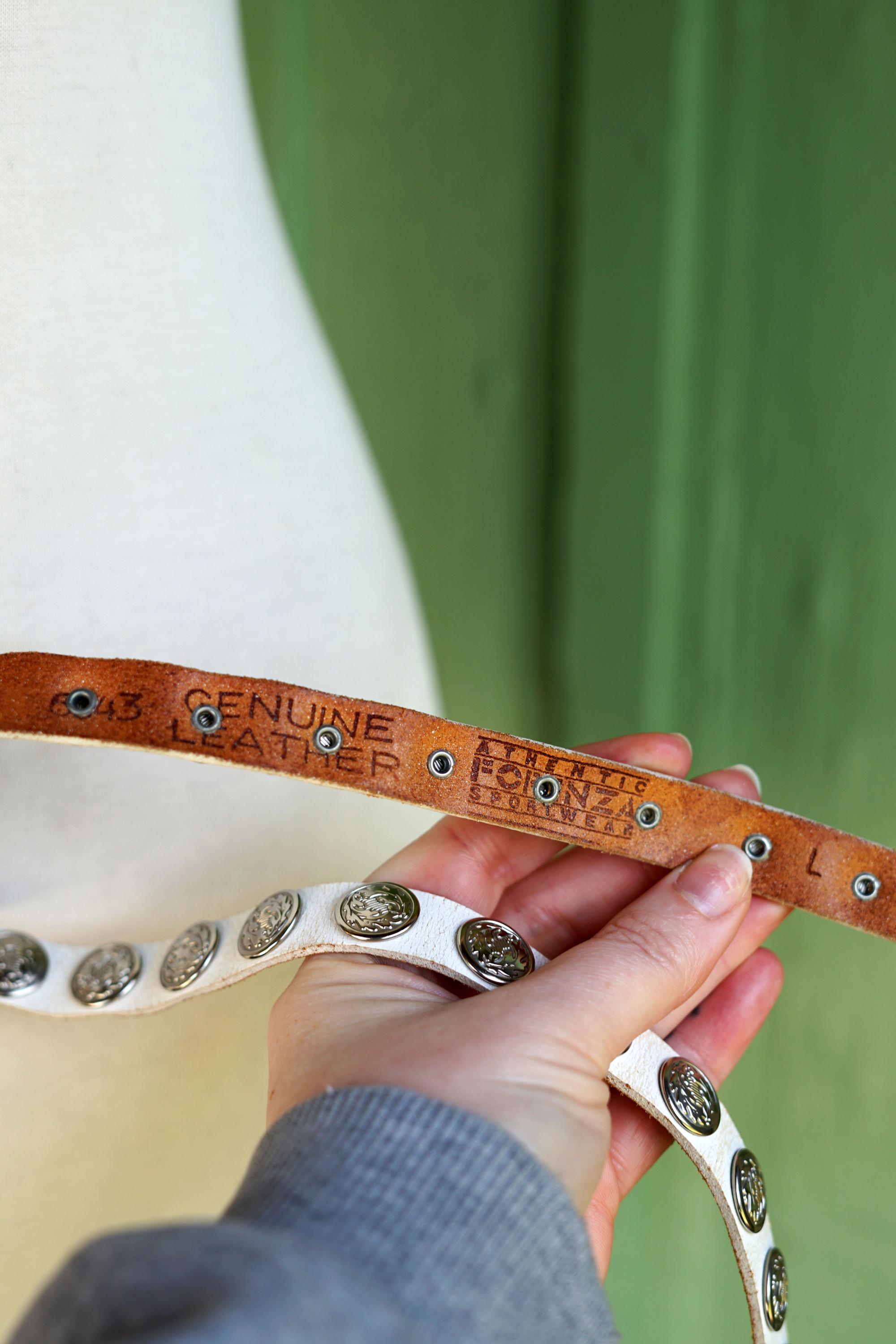 1990s White Thin Leather Belt With Silver Coin Stud Detail  display picture 1