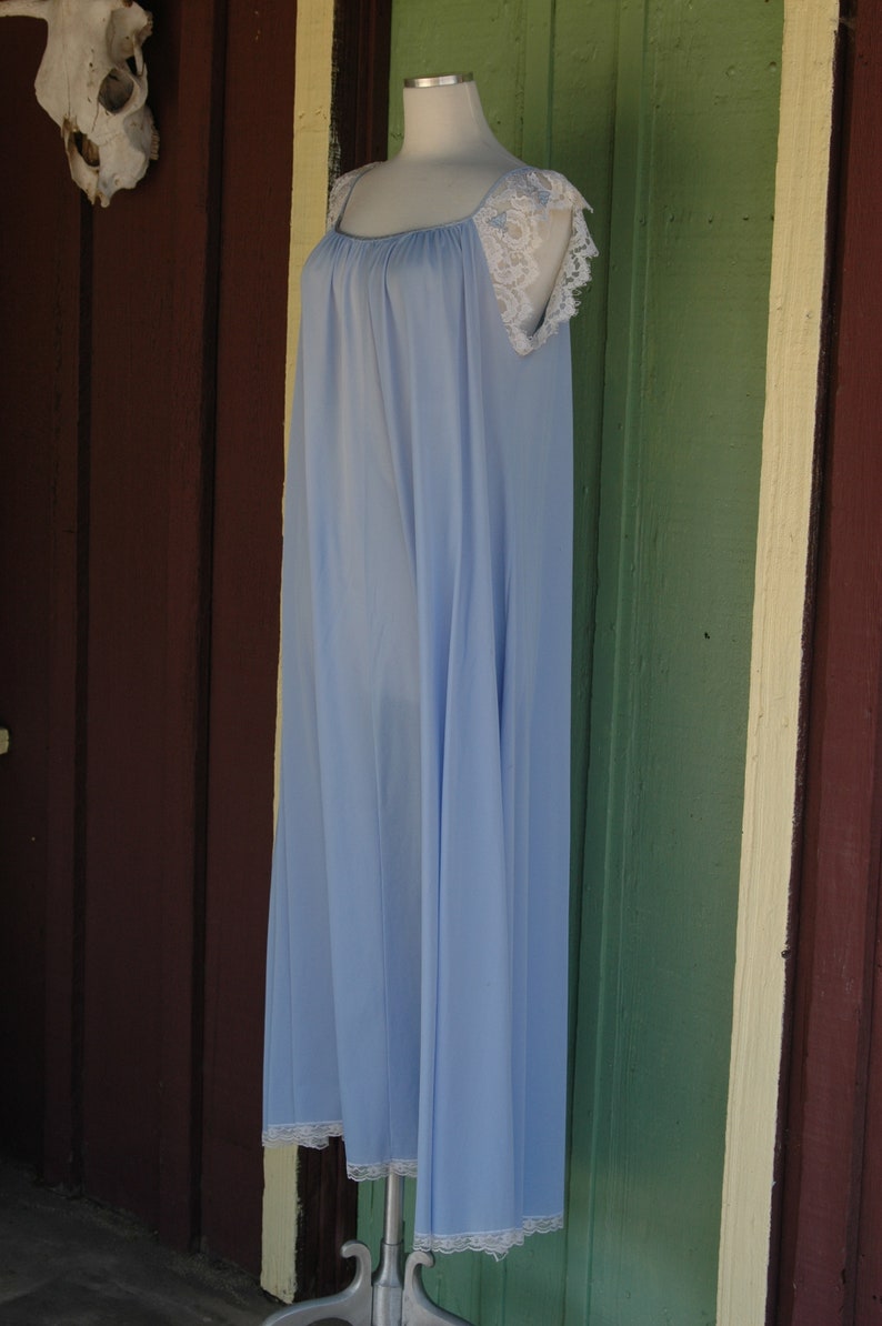 1960s Lucie Ann Light Blue Nightgown with White Lace Trim 60s Blue Long Flowy Nightgown
