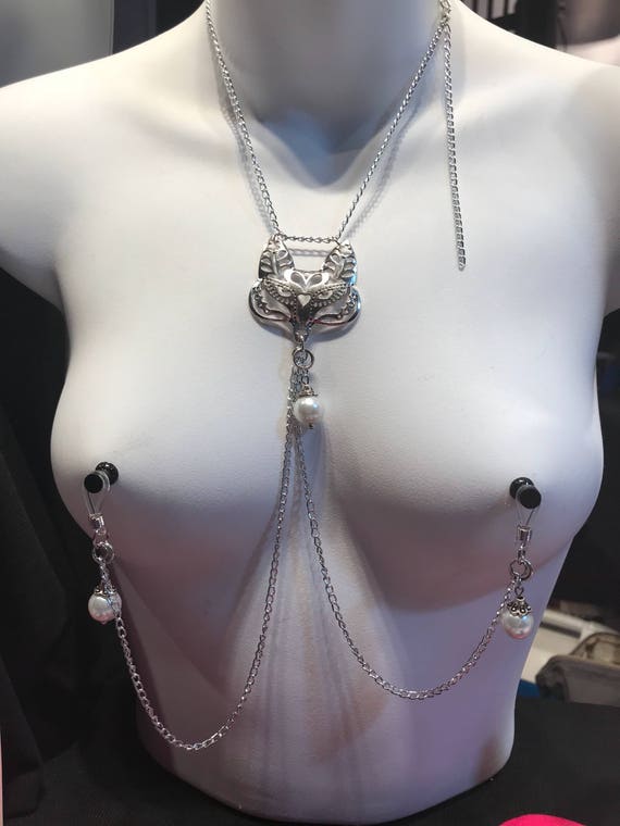 bdsm-jewelry-captivity-necklace-bikini-girl-party-topless