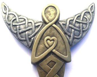 Irish Celtic Angel wall plaque in brass/pewter finish.