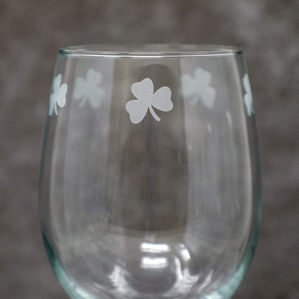Shamrock Wrap Around Stemmed or Stemless Wine Glass, Engraved St Patricks Day, Irish Heritage, Housewarming, Good Luck, Etched, Free Shippin
