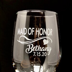 Wedding Party Etched Wine Glass, Bridal Party, Groomsmen Gift, Maid of Honor, Bridesmaid Gift, Etched, Free Personalization and Shipping