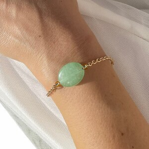 Grüner Quarzit Stein Gold Kettenarmband. Grünes Stein Armband. Edelstein Armband. Goldarmband. Schlichtes Armband. Naturstein Armband.