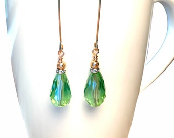 Green Teardrop Glass Earrings in Gold. Drop earrings. Simple earrings. Long drop earrings. Teardrop earrings. Sparkle earrings.