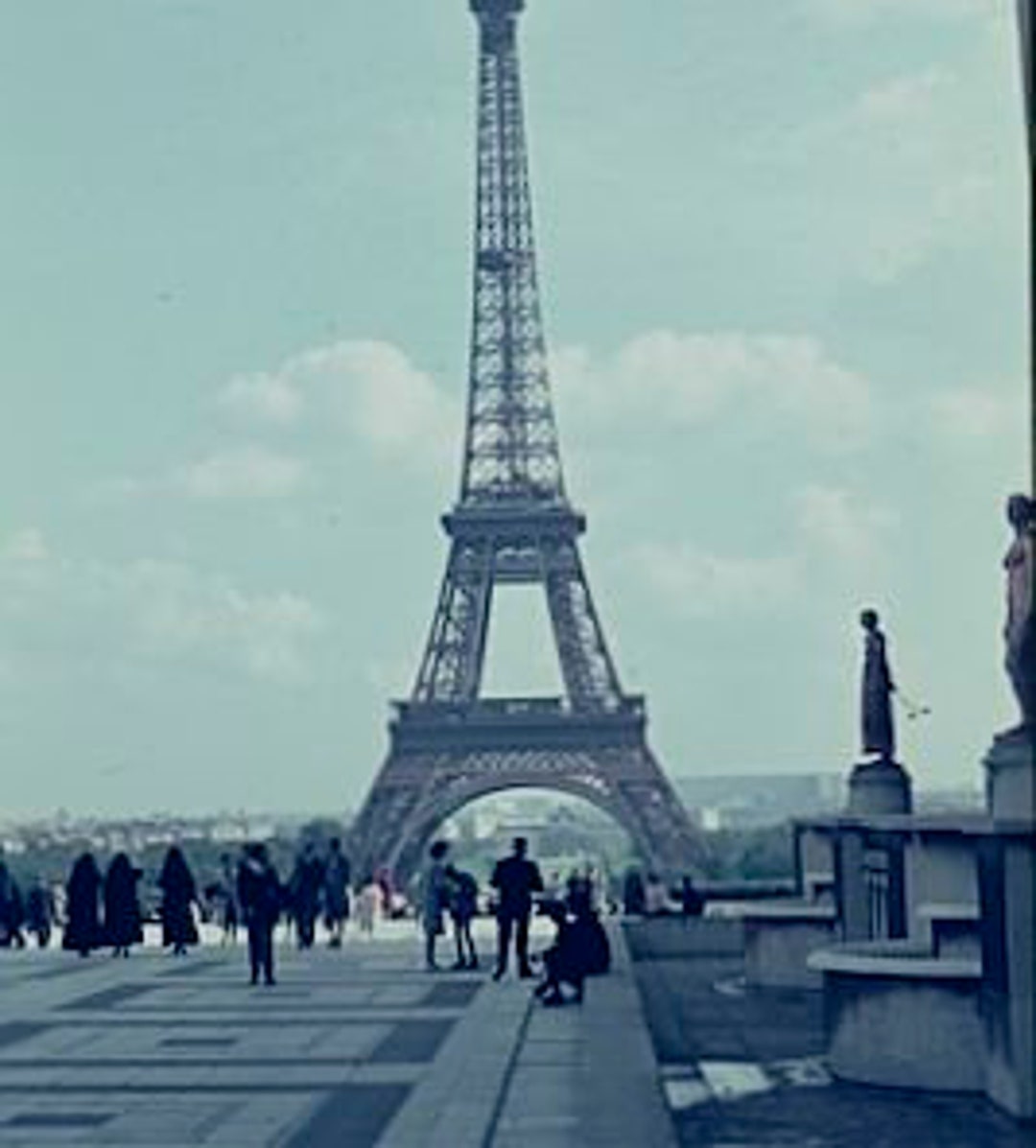 Set of Five 35mm Slides of Paris France Eiffel Tower Amateur